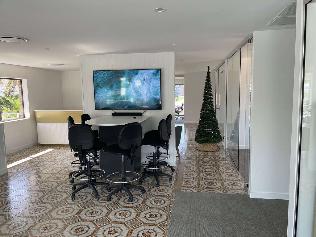 Professional website creator for businesses, digital marketing agency, custom web development, responsive design specialist, innovative website solutions Australia.